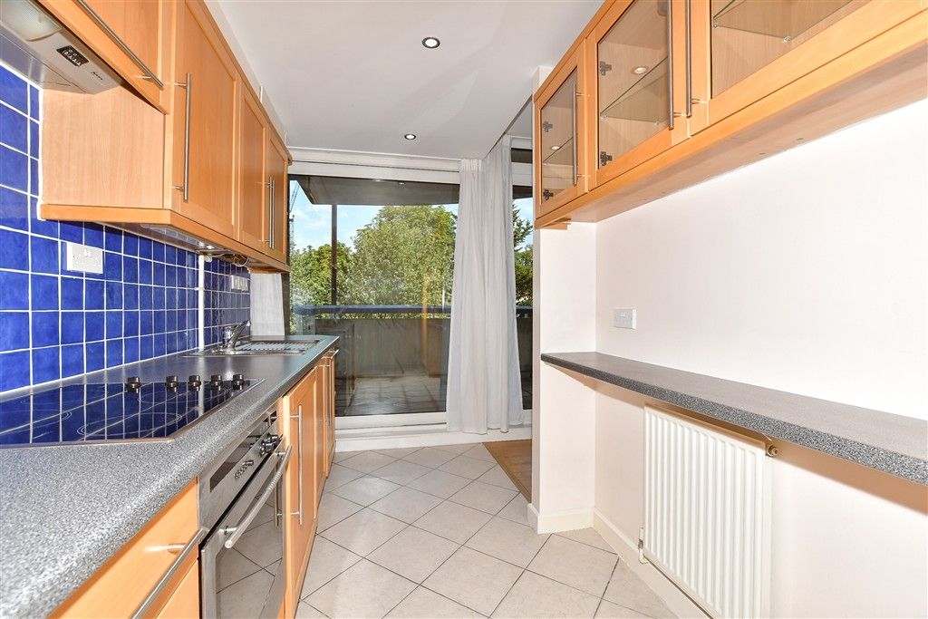 Property photo 3 of 14 Kitchen