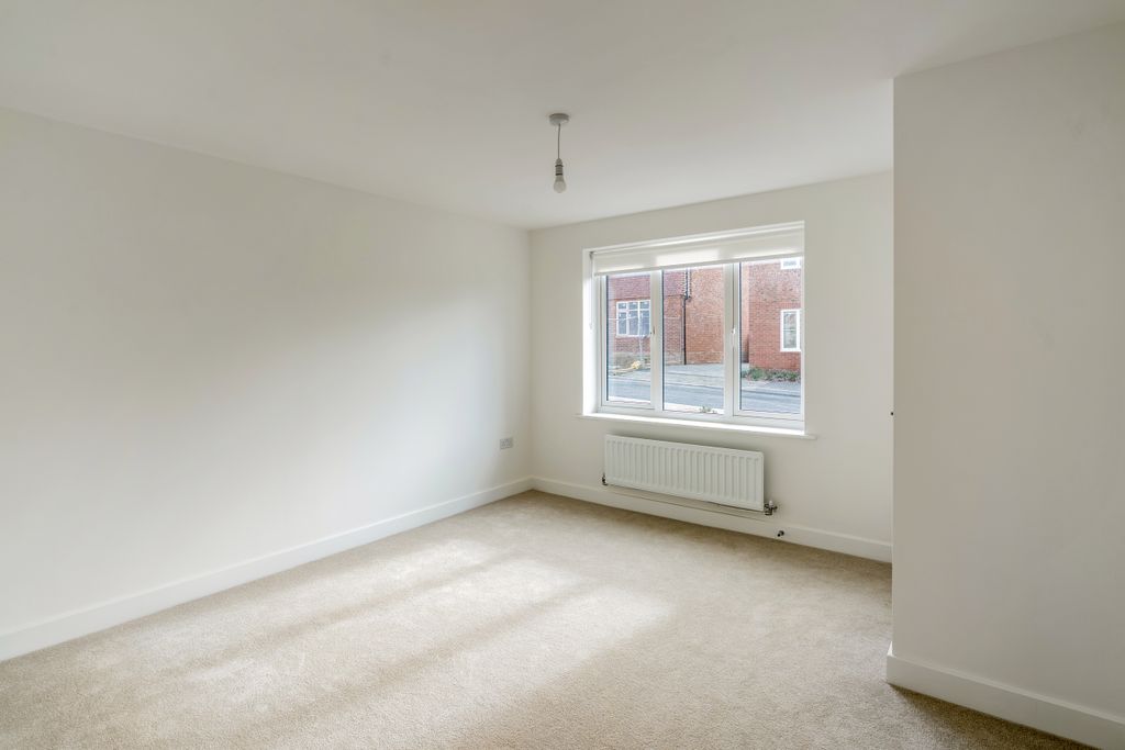 Property photo 3 of 13 Photo