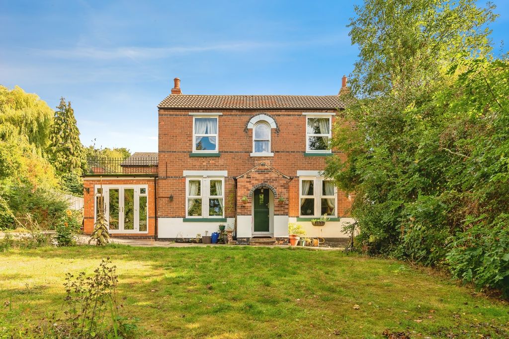 Property photo 1 of 16 Photo