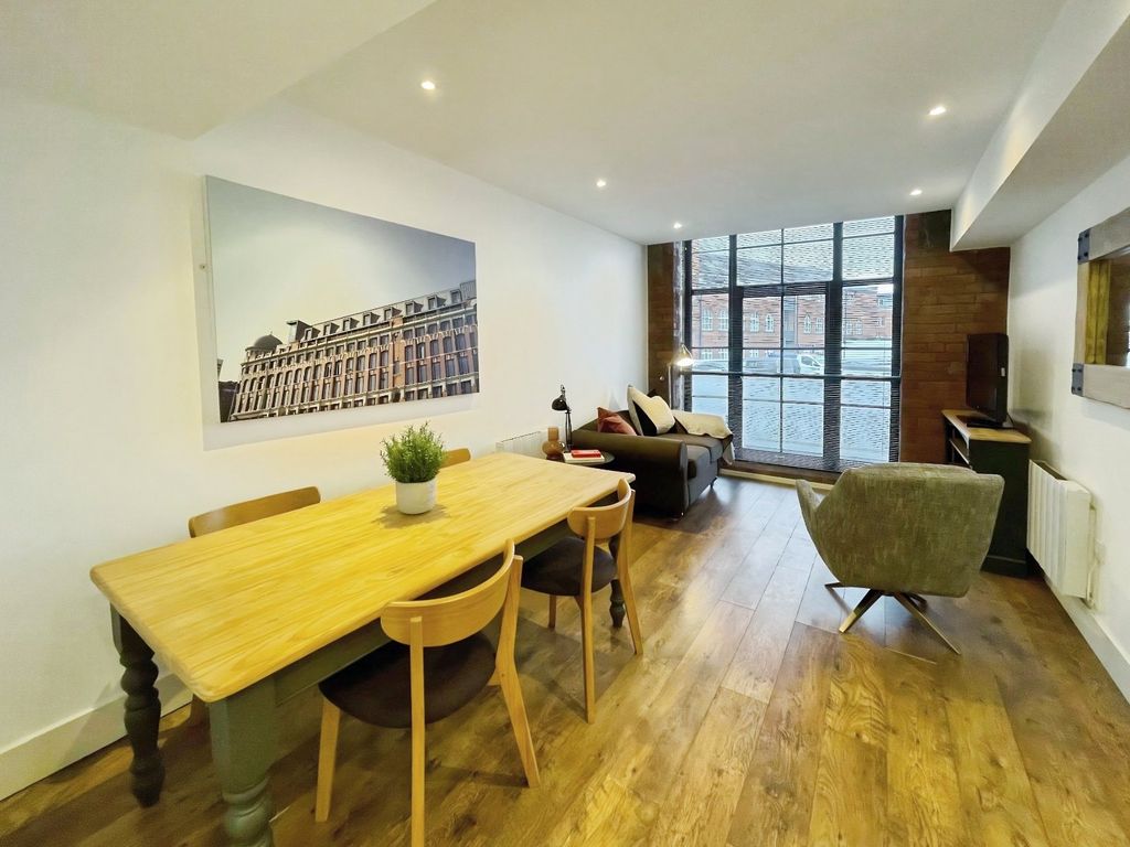 Property photo 2 of 17 Picture No. 56