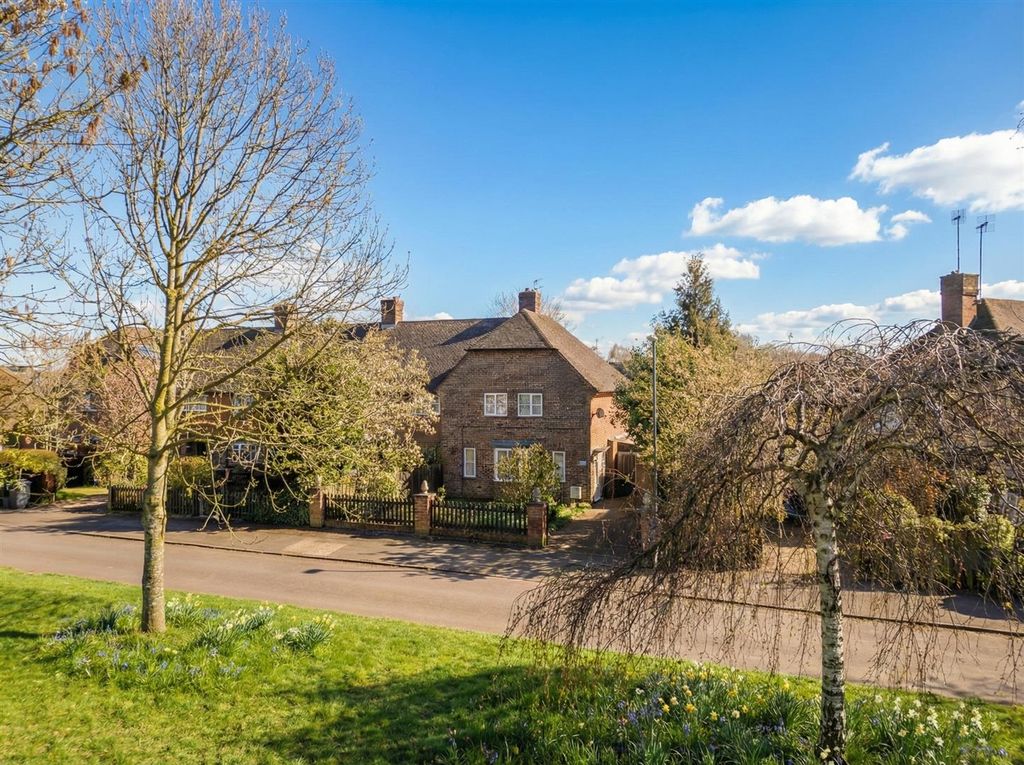 Property photo 1 of 18