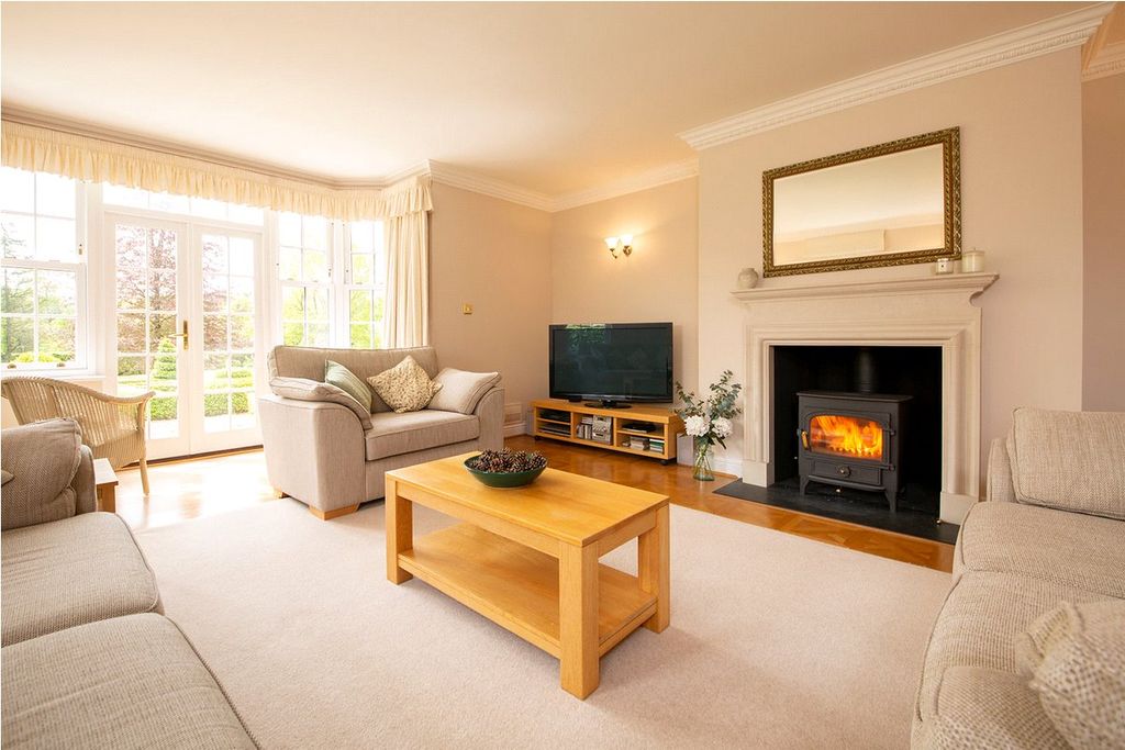 Property photo 2 of 15 Drawing Room