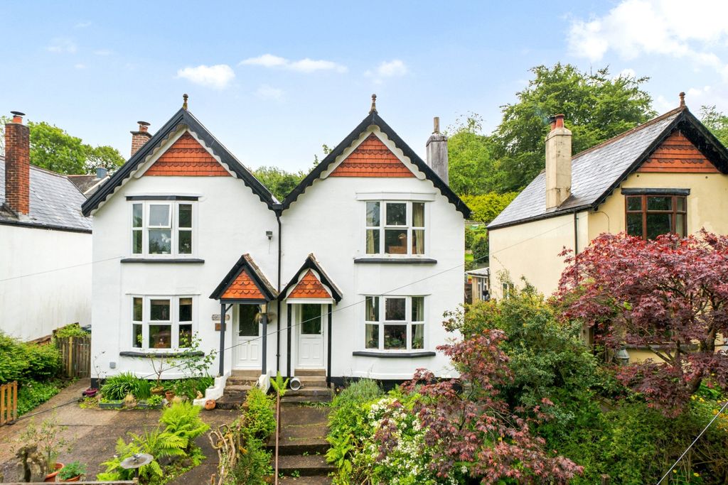 Property photo 2 of 17 2 - Picture No. 01
