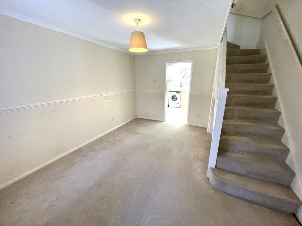 Property photo 2 of 14 Not Specified