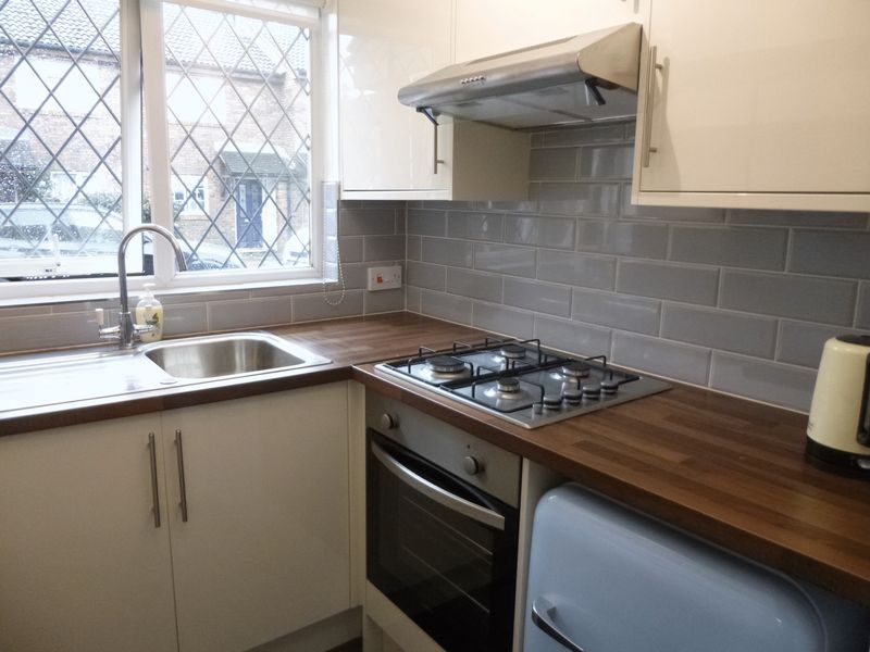 Property photo 2 of 14 Photo 12