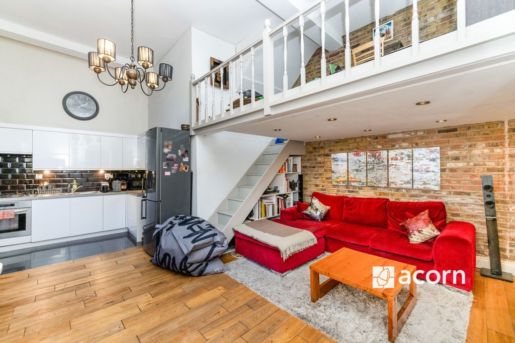 Property photo 3 of 20 4dc7E2Bc-Efea-F01...