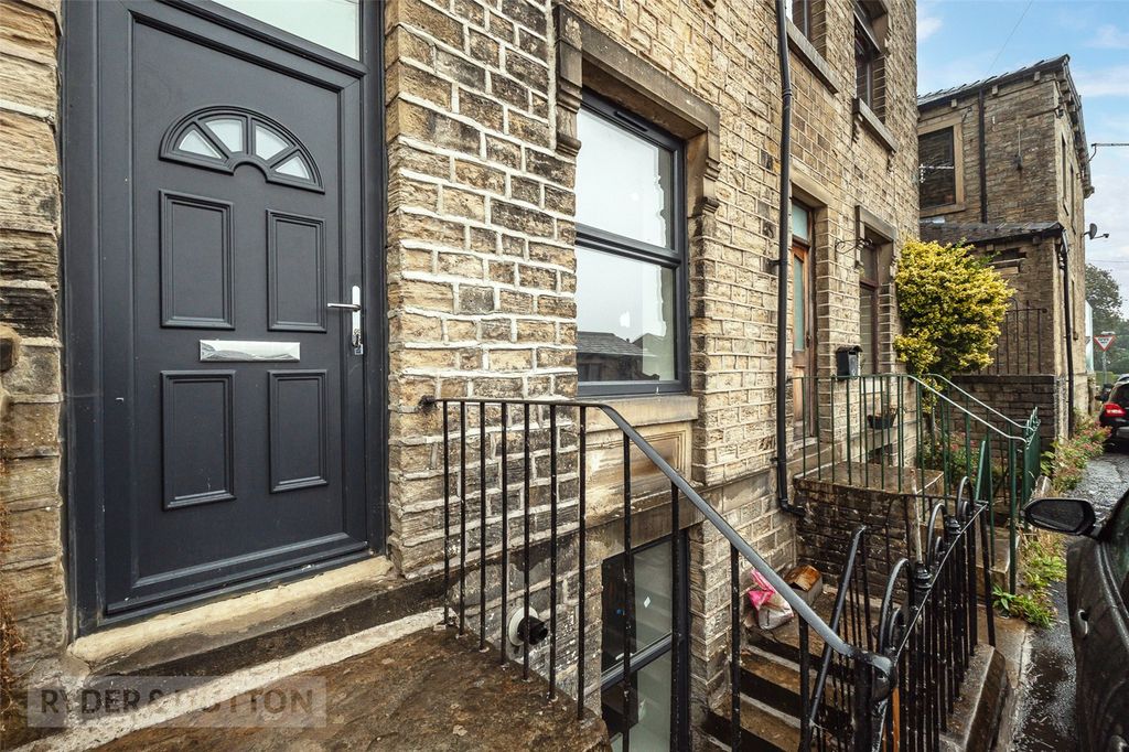 Property photo 1 of 14 Front External