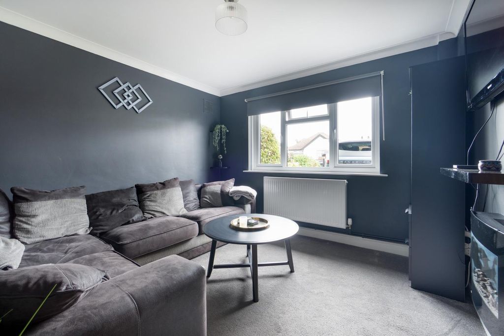 Property photo 2 of 18 Finished-6.Jpg
