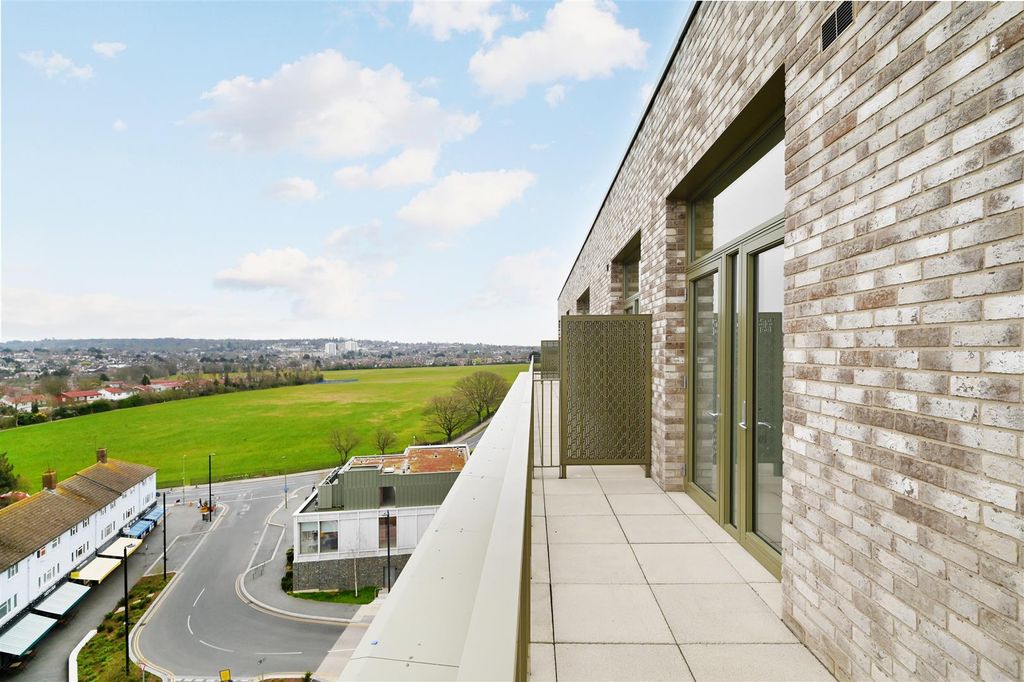 Property photo 2 of 19 78-Delamarre (12).Jpg