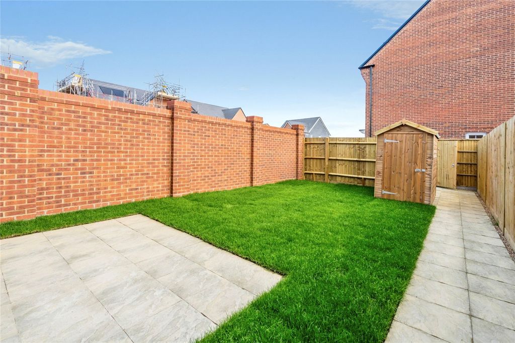 Property photo 3 of 15 Picture No. 12