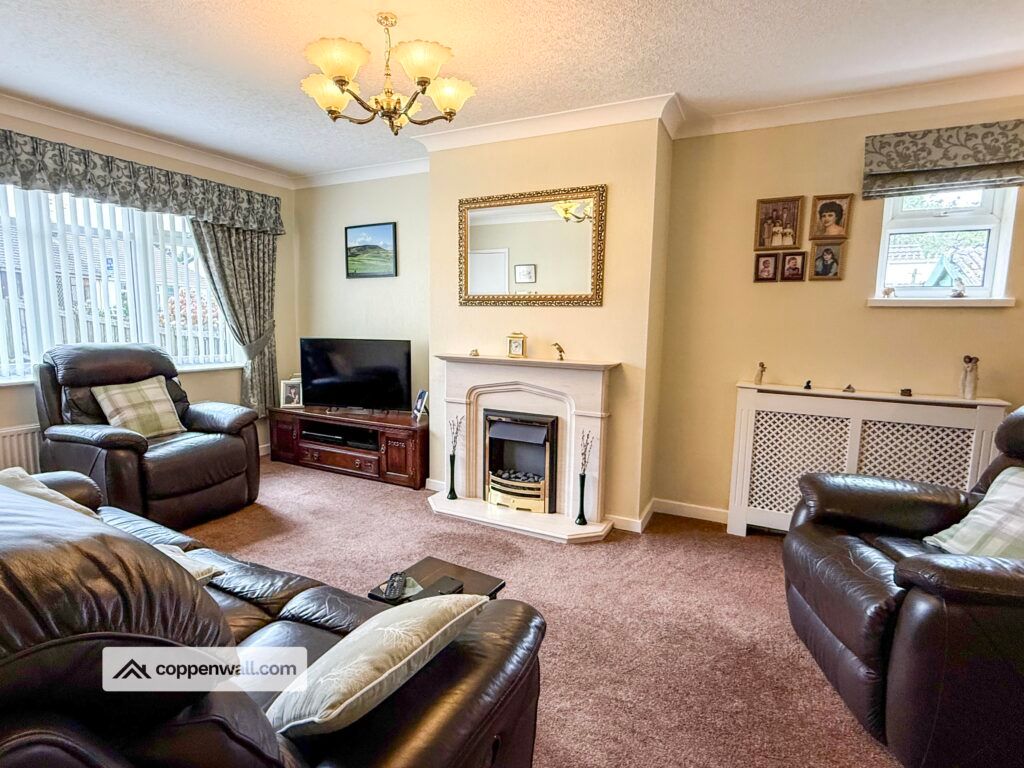 Property photo 3 of 27