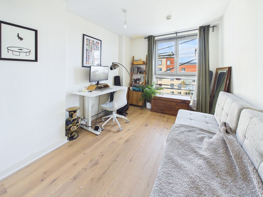 Property photo 2 of 23