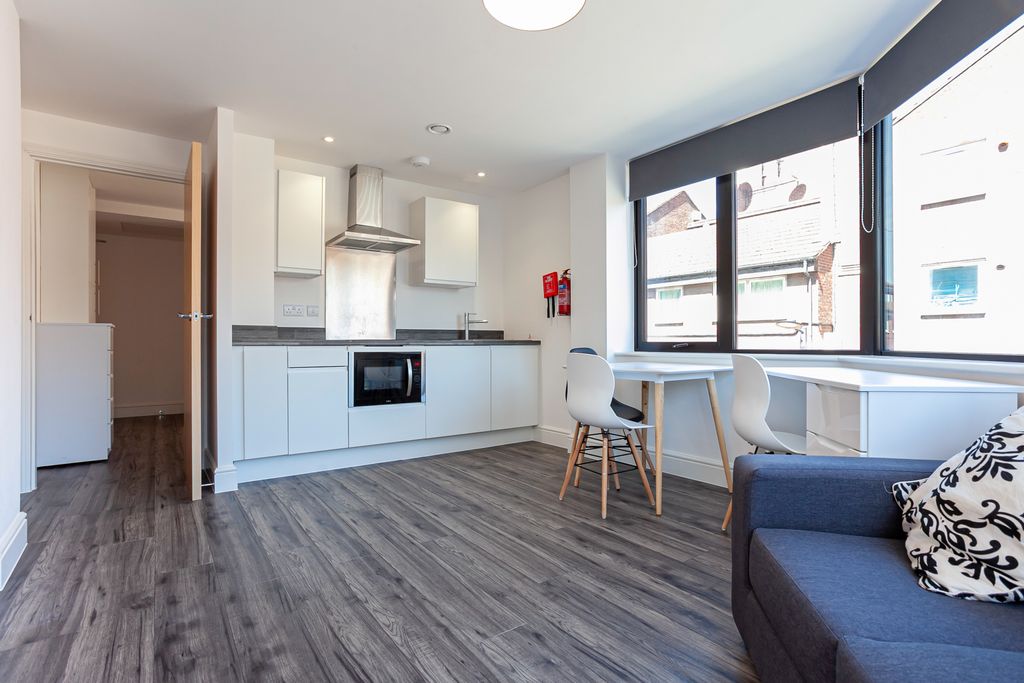 Property photo 1 of 6