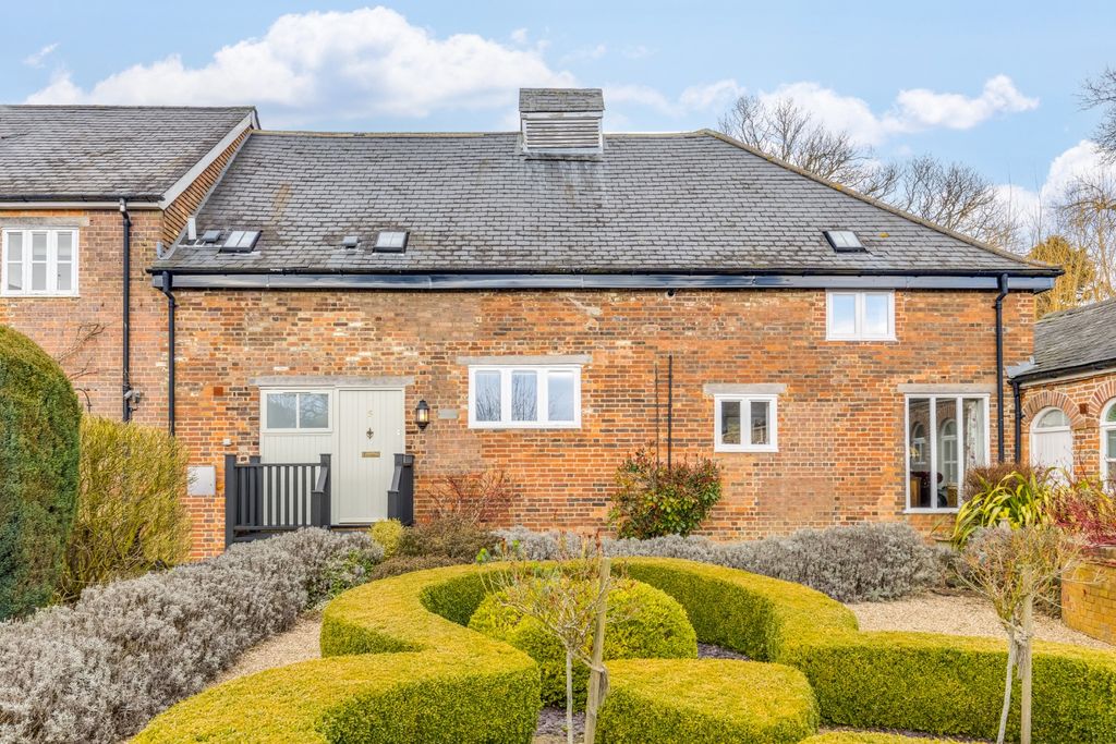 Property photo 1 of 28 3840740