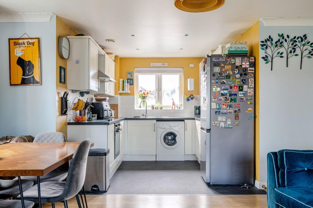 Property photo 3 of 17 1416678-11-699c2A01A7971.Jpg