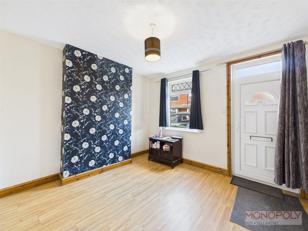 Property photo 2 of 12 Cam04439G0-Pr0164-Still001.Jpg