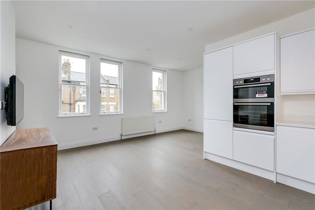 Property photo 1 of 4