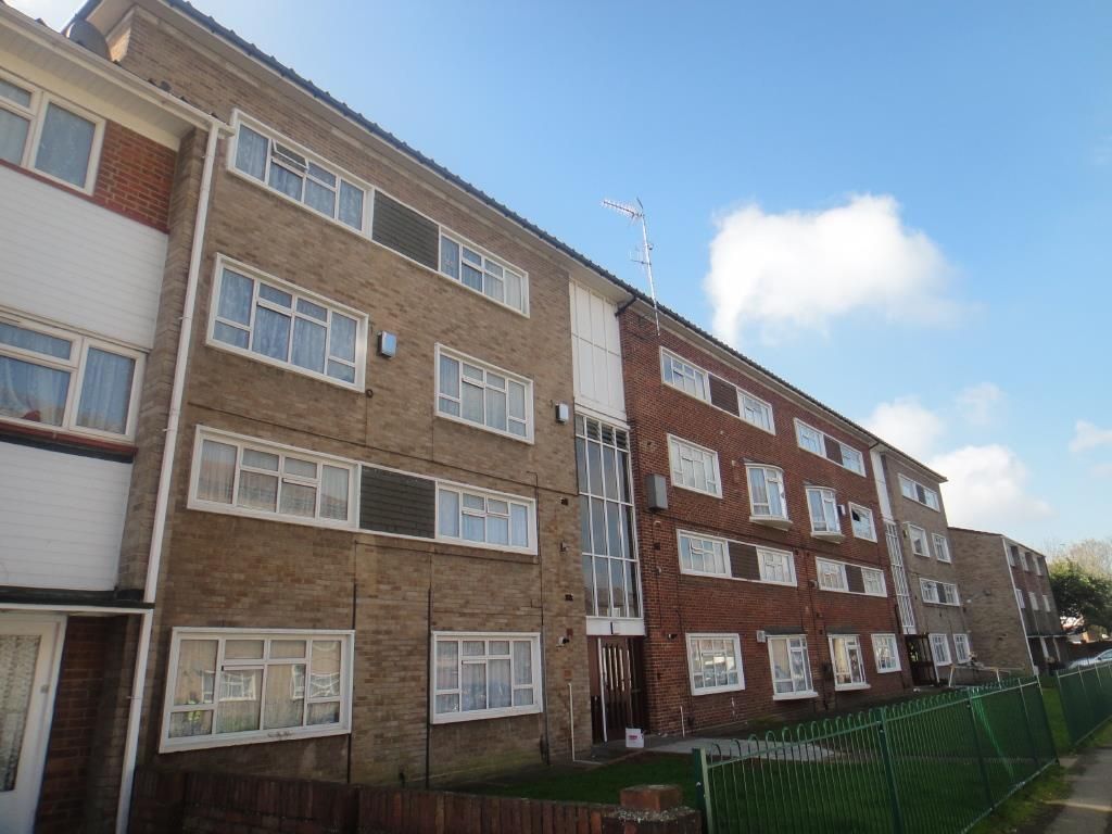 Property photo 2 of 8