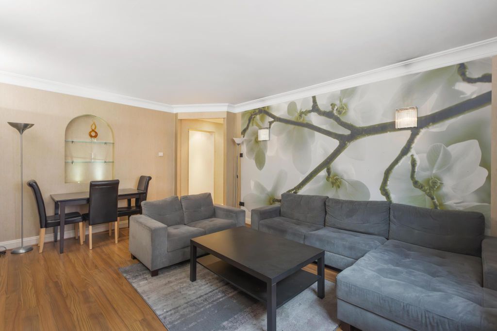 Property photo 2 of 18 Image