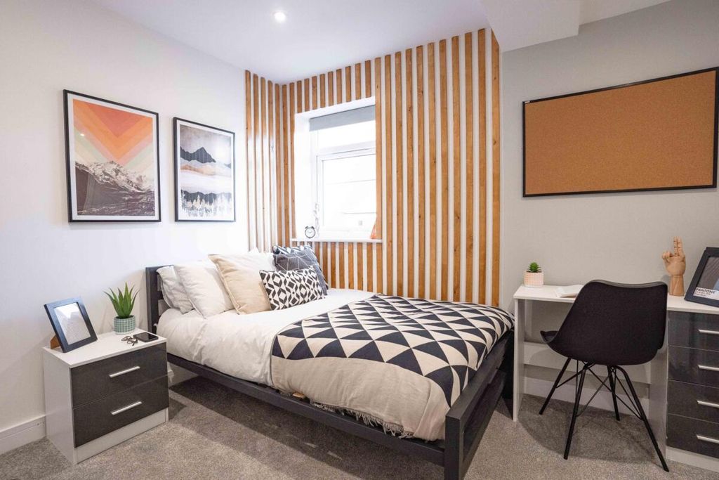 Additional image 27 of 6 bed shared accommodation to rentCromwell Road, Stanmore SO22