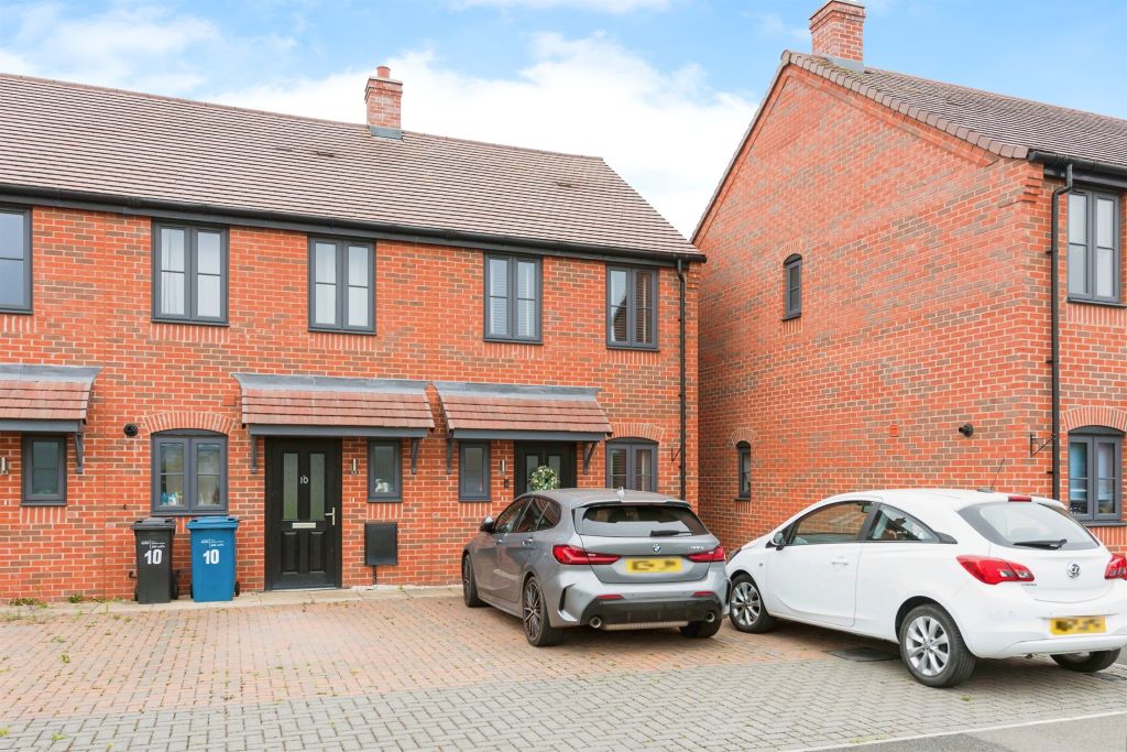 Property photo 1 of 16
