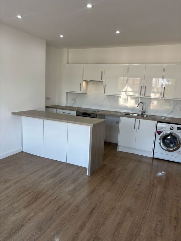 Property photo 2 of 19 Kitchen Living Diner