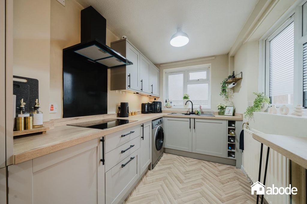 Property photo 3 of 18 Dsc02455-Hdr.Jpg