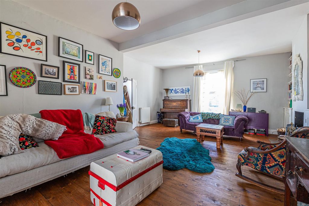 Property photo 3 of 17 Severn Road 78-14.Jpg
