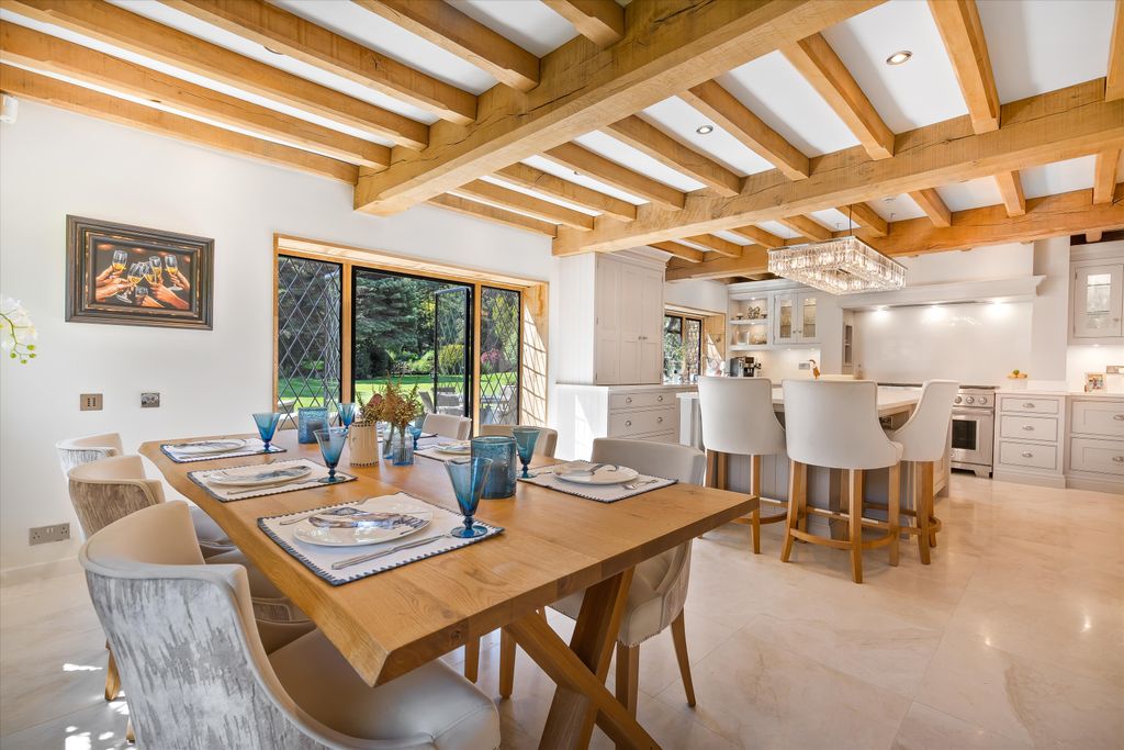 Property photo 2 of 34 Image