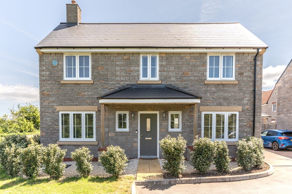 Property photo 1 of 25 1
