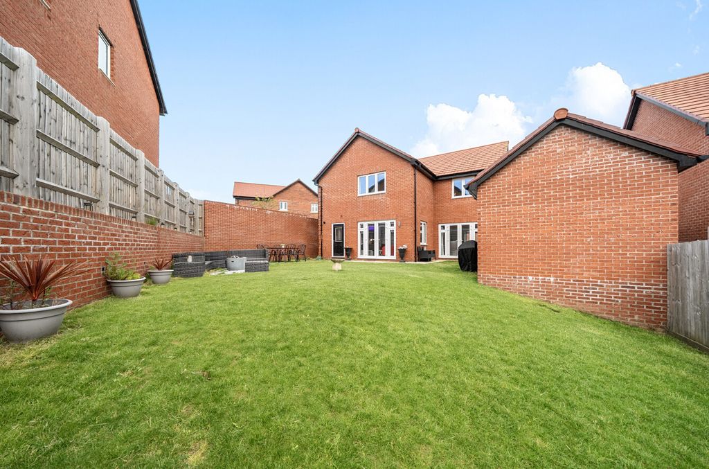Property photo 3 of 20 Rear Garden