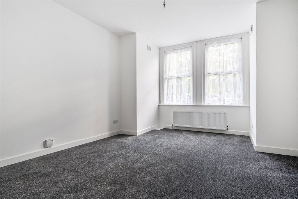 Property photo 3 of 15 Picture No. 04