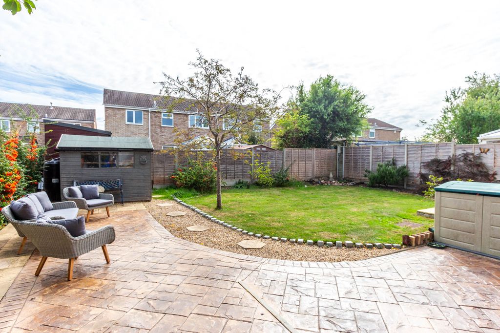 Property photo 2 of 15 Rear Garden