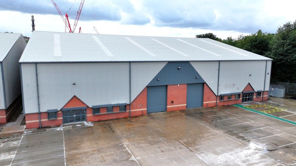 Property photo 1 of 13 Photo 8