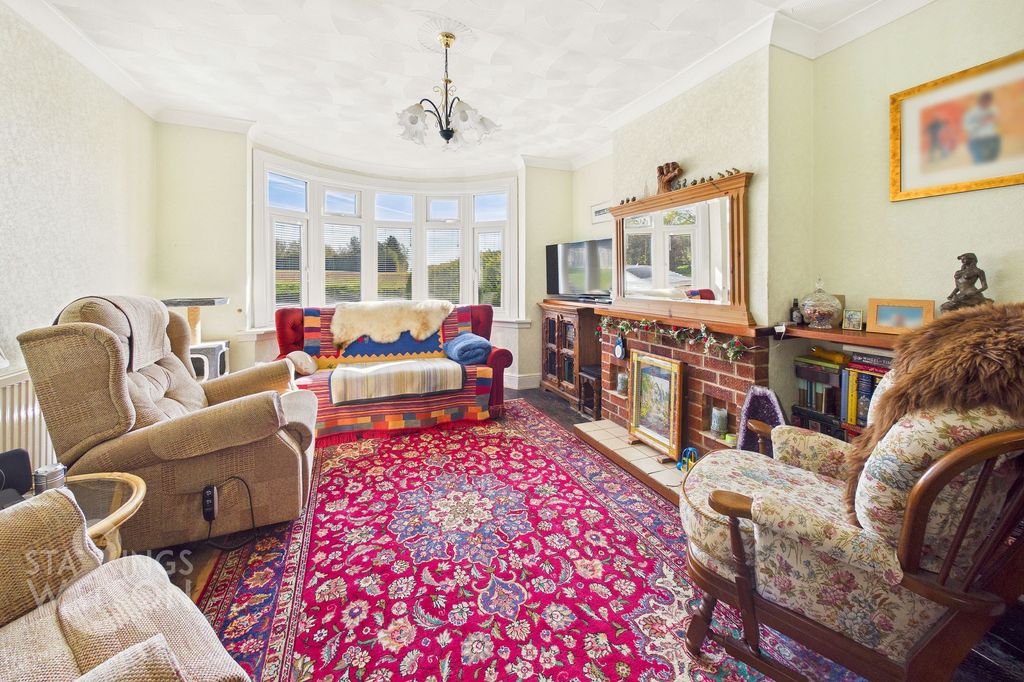 Property photo 3 of 26