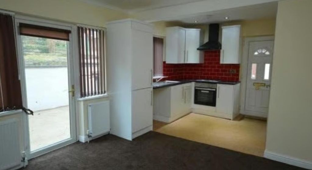Property photo 2 of 7 Image