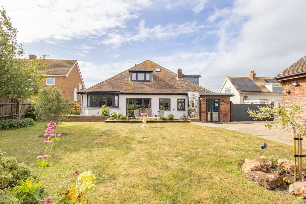 Property photo 1 of 36 3692560