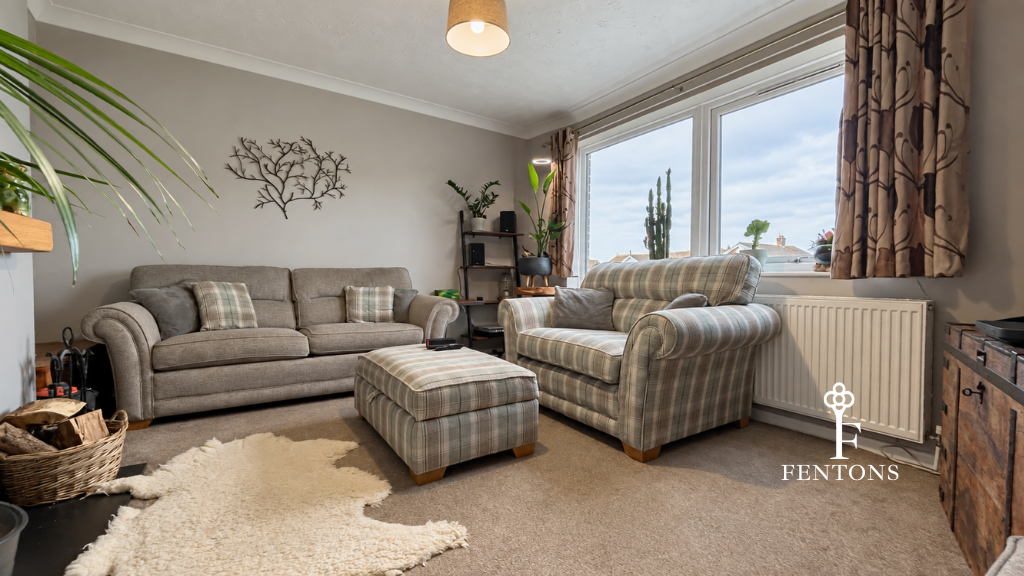Property photo 3 of 18 Living Room