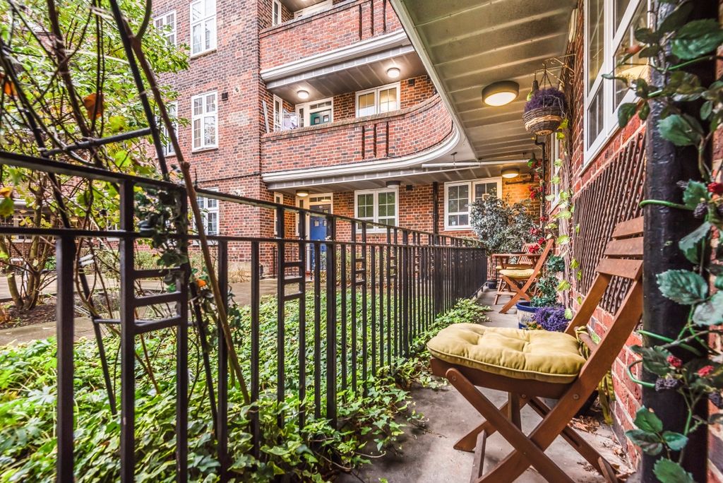 Property photo 1 of 7 653420 (6)
