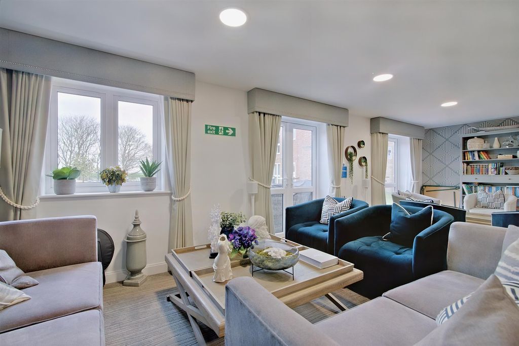 Additional image 22 of 2 bed flat for saleBrigg Court, 22 Chantry Gardens, Filey YO14