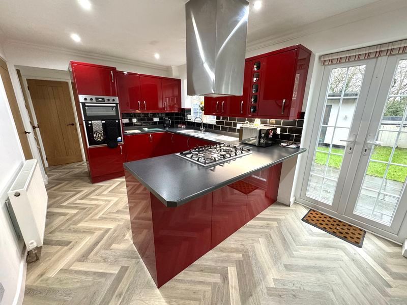 Property photo 3 of 15 Photo 10