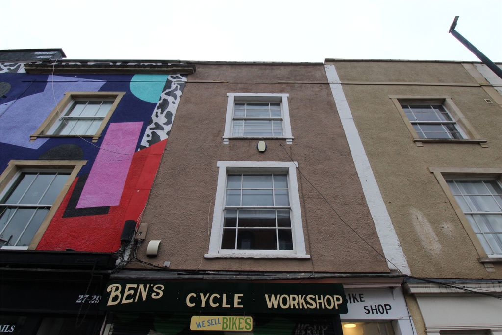 Property photo 2 of 7 External