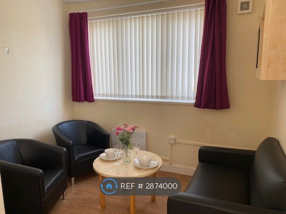 Property photo 3 of 3