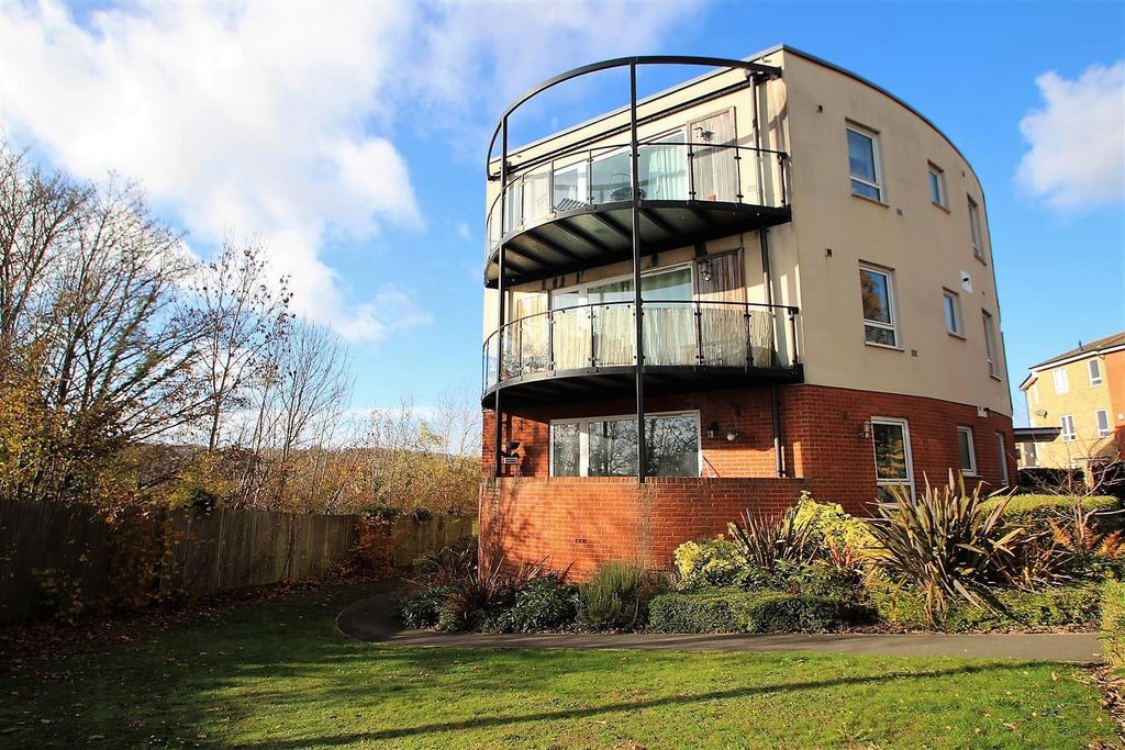 Property photo 1 of 14 31Ddxg597Ksdktwn0Ujy0Q.Jpg