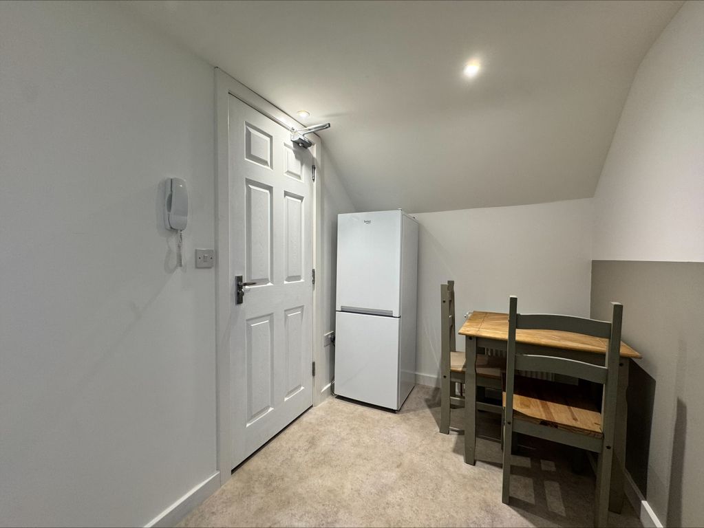 Property photo 2 of 15 Image