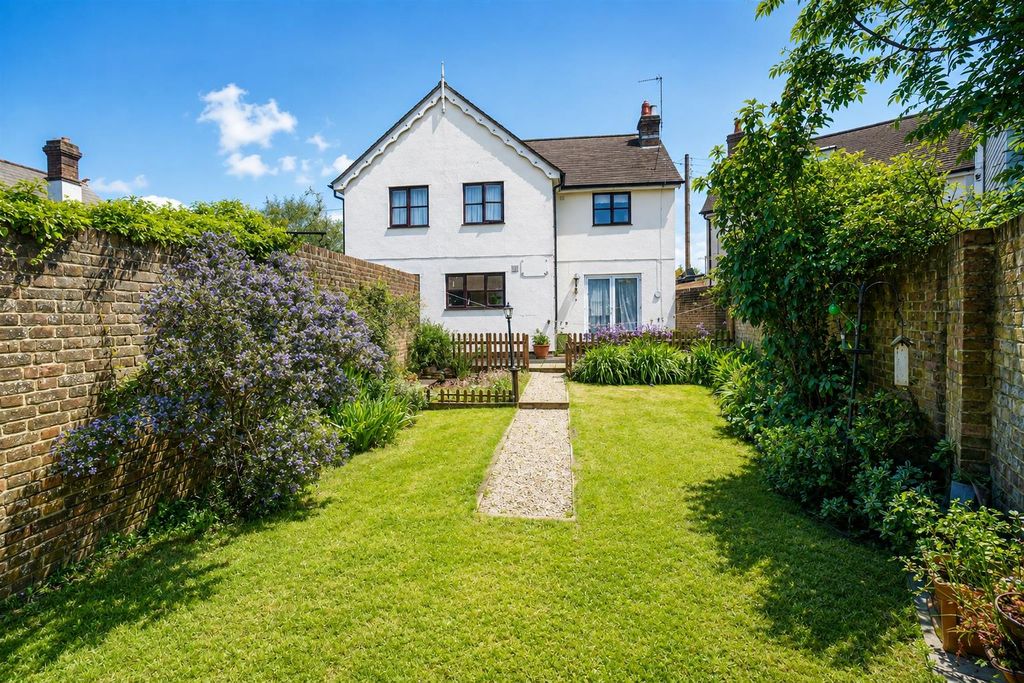 Property photo 1 of 26 1ee9F604-E5ba-47Ab-B350-3A2F82c5076c.Png