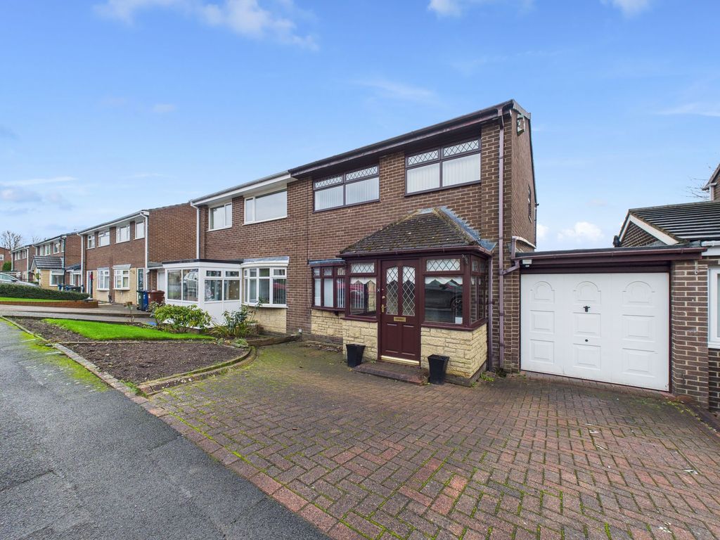 Property photo 1 of 12 External