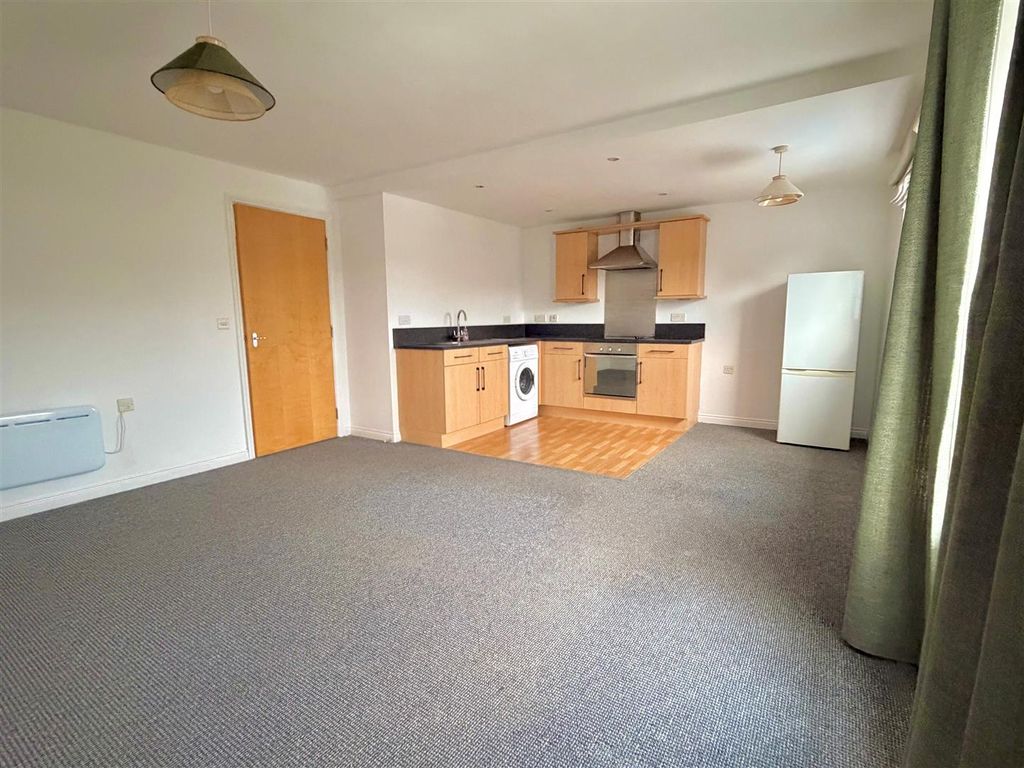 Property photo 3 of 7 6.Jpg