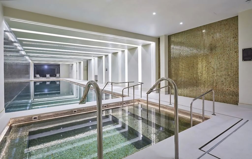 Property photo 2 of 6 Gallery