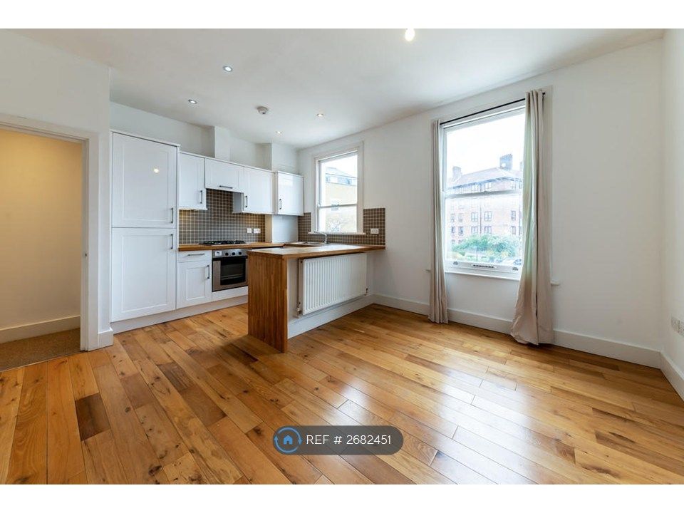 Property photo 3 of 8